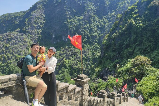 1 Day Luxury Tour in Bai Dinh, Trang An and Mua Cave From Hanoi - Leaving Hanoi between 7:00 and 7:15