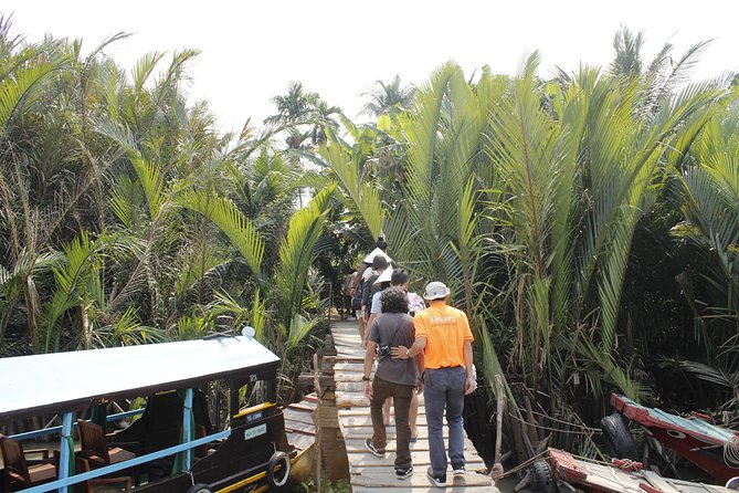 1-Day Mekong Delta Cai Rang Floating Market-Ancient House-Pancake - What the day feels like in practice