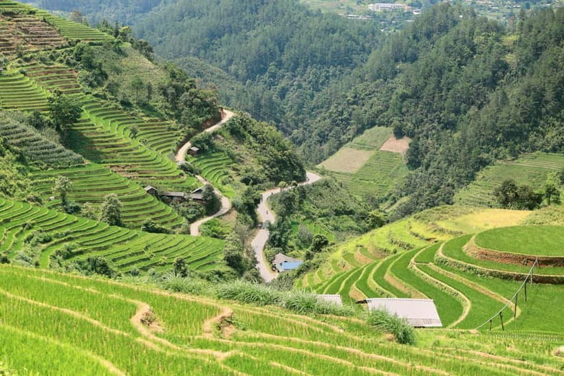 1-Day Sapa Long Trek - Rice Field Terrace, Ethnic Culture - Lao Chai and lunch with a Hmong family