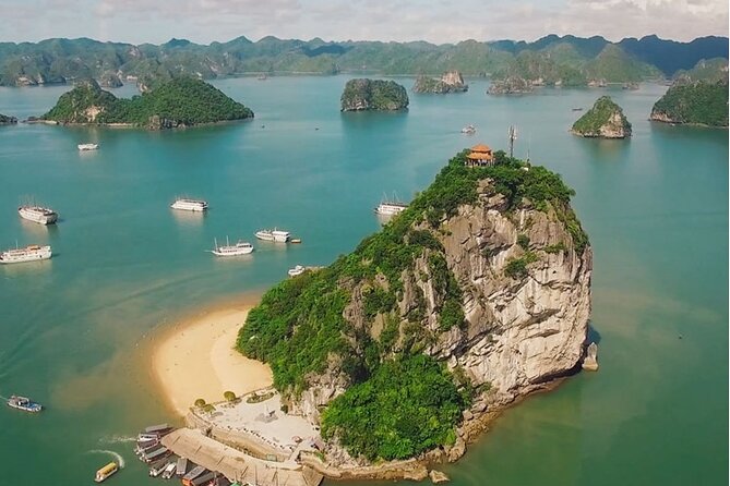 1 Day Tour to Halong Bay Cruise from 3 - 5 star Cruise & Transfer - Titop Island: swim or climb for the view