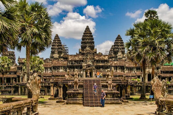 10-Day Vietnam Discovery from North to South | Best Packages - Day 6: Da Nang, Marble Mountains, and Hoi An