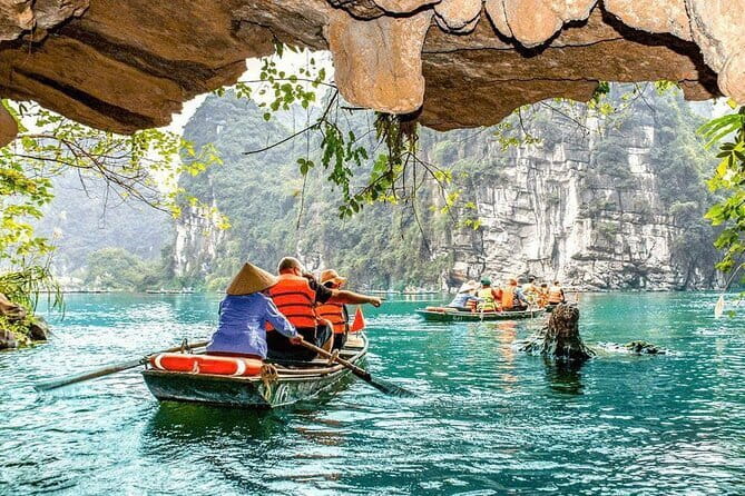 10-Day Vietnam Itinerary | Discover Vietnam’s top attractions - Day 8: Ho Chi Minh City and the Cu Chi Tunnels