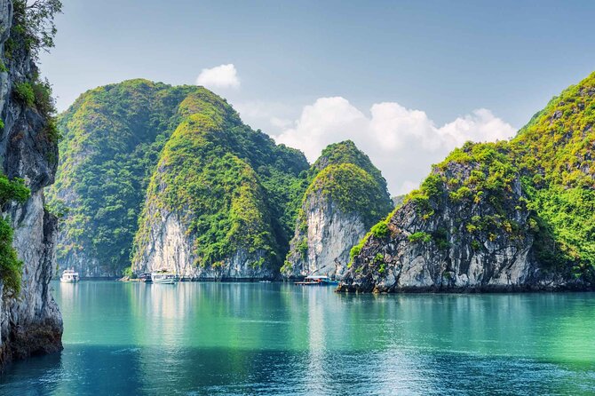 10-Day Vietnam Itinerary | Luxurious Discovery | Best 2026-27 - Day 4: Hanoi culture, then south to Hoi An