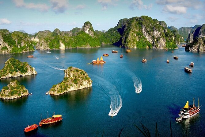 15-Day Tour to Explore Vietnam - Day 1: Arriving in Hanoi