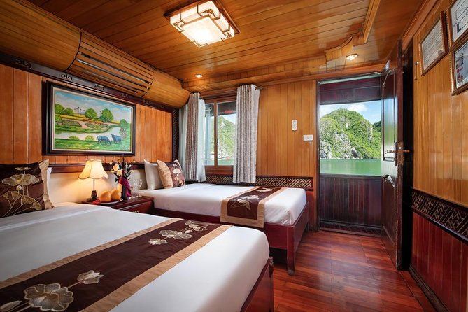 2-Day Explore Halong Bay On Cruise - Budget Cruise - Sung Sot Cave, Halong Bay’s dramatic stop
