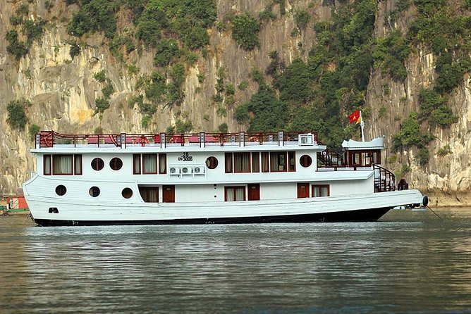 2-Day Oriental Sails Junk Cruise of Halong Bay - Getting from Hanoi to the harbor