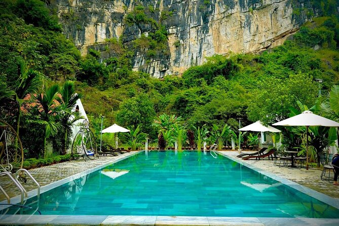2 Day Private Tour in Ninh Binh with Mini Resort or 4 Star Hotel - Cycling to a three-generation family home