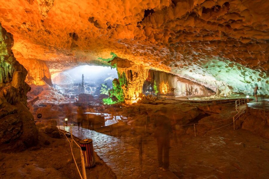 2-Day Royal Palace Ha Long Bay & Ti Top Island Cruise - The return cruise, cooking class, and Hanoi arrival