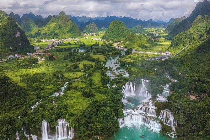 2 Days 1 Night Ban Gioc Waterfall Tour from Hanoi By Limousine - Seeing Ban Gioc Waterfall by foot and sampan