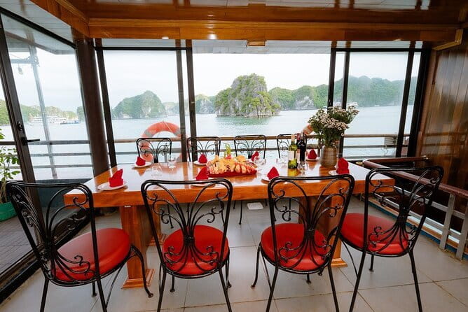 2 Days 1 Night Lan Ha, Ha Long Bay Tour With Licensed Guide - The evening: your chance to try night kayaking