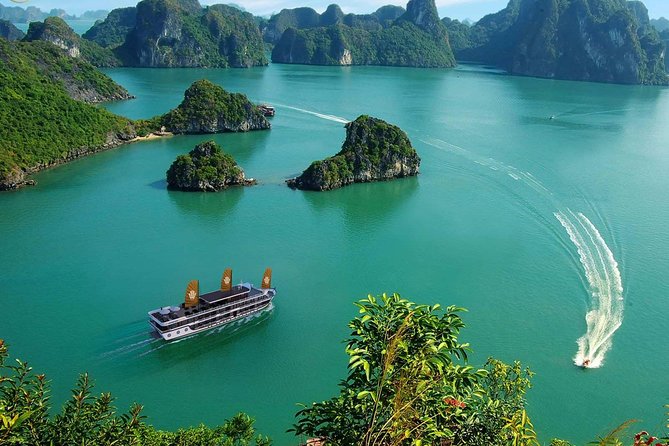 2 Days and 1 Night Halong Bay Luxury Genesis Regal Cruises - Sunrise Tai Chi and the second morning