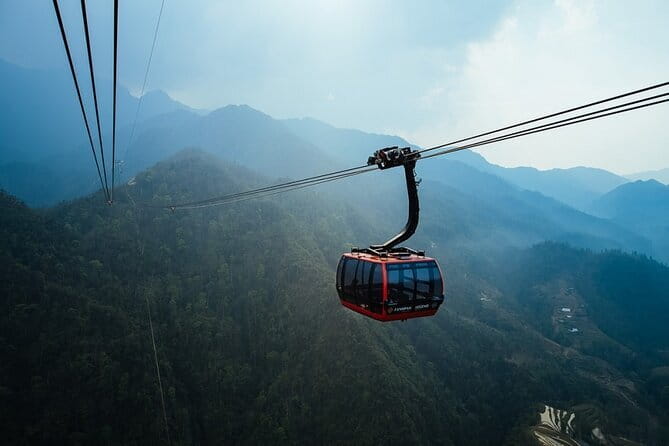 2-Days Sapa Tour with Fansipan Cable Car Trekking Three Village - Lao Chai and the rice terraces