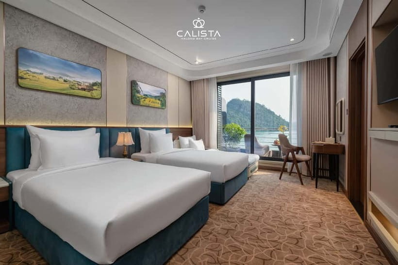 2D1N Halong Bay 6-Star Cruise: Fine Dining, Cave & Kayaking - Brunch, checkout, and the return to shore