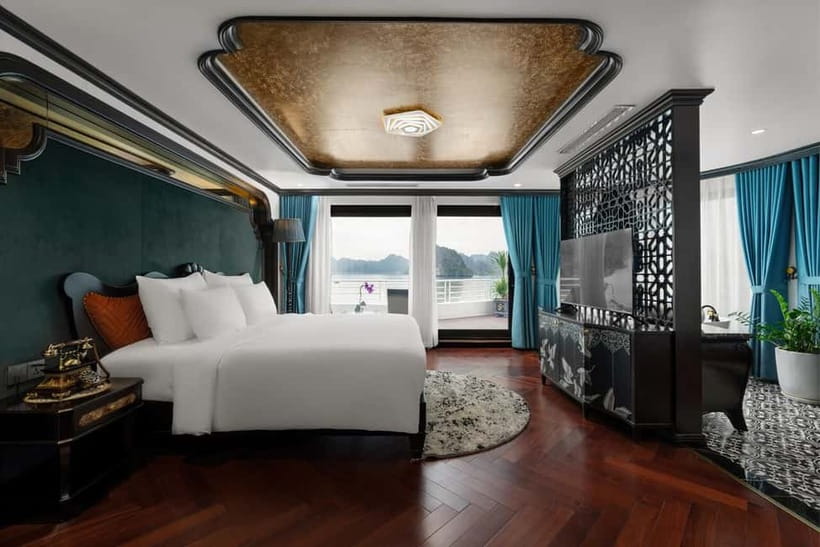 2D1N Halong Bay 6-Star Cruise: Fine Dining, Cave & Kayaking - Titop Island for a short hike or beach time