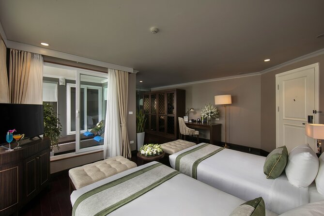 3-day Explore Halong Bay and Lan Ha Bay from Hanoi by Boat - Dark and Bright Grotto is the final morning highlight