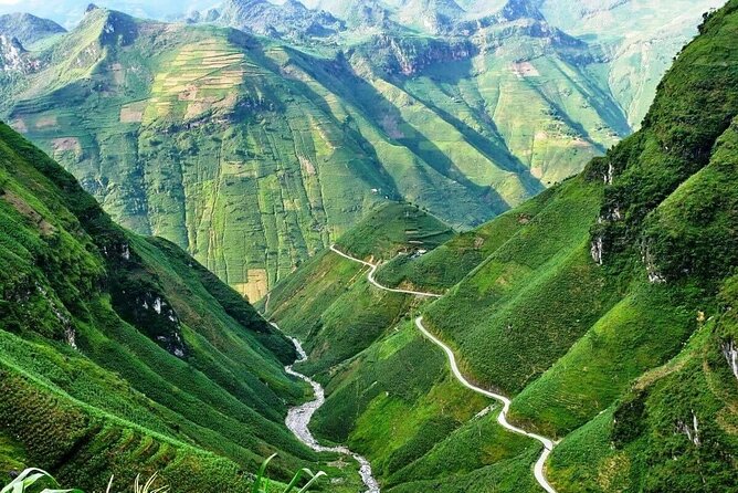3-Day Ha Giang Loop Tour (small group with easy rider) - Day one: Quan Ba and the quiet side of Du Gia