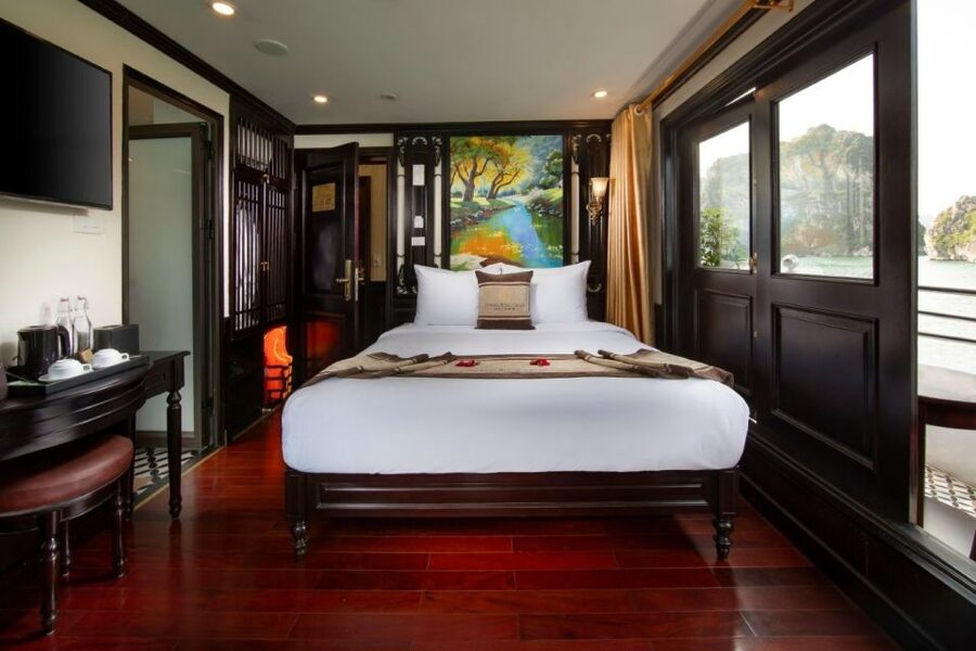 3 Day Hanoi - Ninh Binh - Halong Bay 5 Star Cruise & Balcony - Why this route works in only three days
