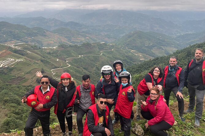 3 Days Small Group Trekking And Motorbike Combine + Private room - Day two: Tham Ma Road, the Hmong King Palace, and the Chinese border
