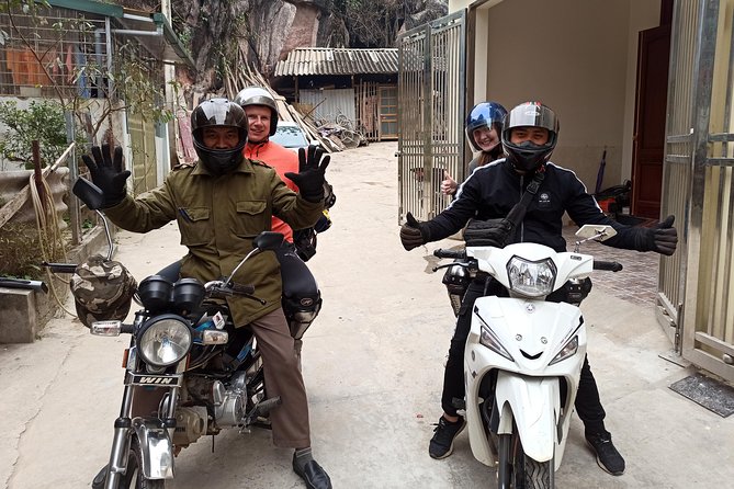 3D2N TOUR WITH EASYRIDERS 150cc (group 4-10Pax + private rooms) - Day 3: Dong Van to Ha Giang via the Hmong King Palace