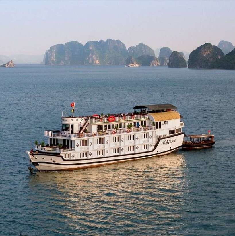 4-star Halong Paloma Cruise 2D1N Trip - Why Bai Tu Long Bay makes this cruise different