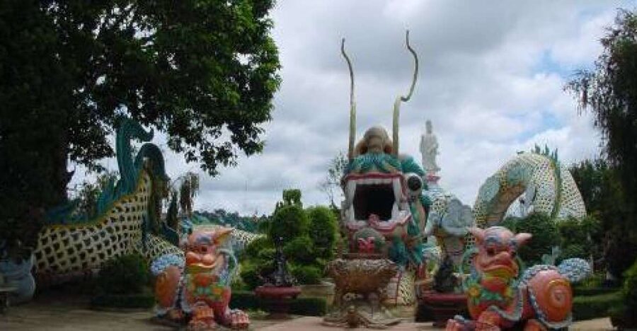 7-hour Datanla waterfall, Clay Tunnel and Holy See temple - Truc Lam Zen Monastery above Tuyen Lam Lake