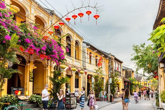 9-Day Vietnam Tour | Explore the North and Central | Top Packages - Days 5 and 6: Lan Ha Bay instead of a quick Ha Long visit