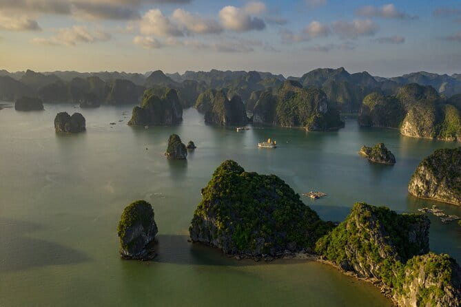 9-Day Vietnam Tour | Explore the North and Central | Top Packages - Day 8: Cham Island from Da Nang