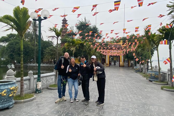 All-in-One Hanoi Walking Tour Through a Train Street - Train Street and the Weekend Schedule