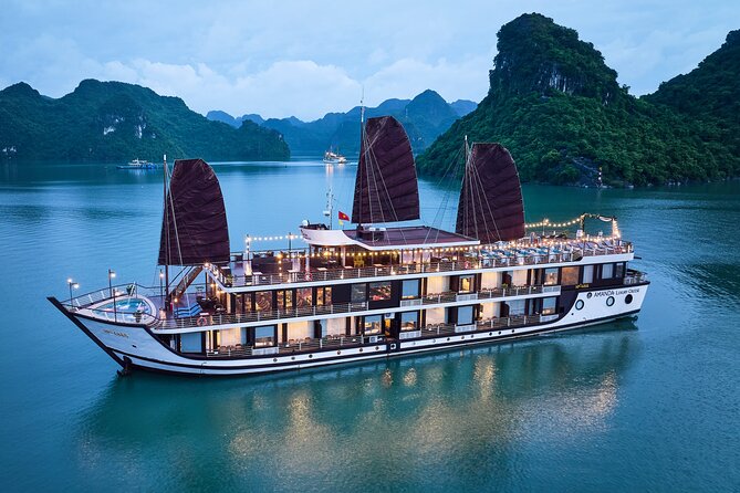 Amanda Cruise - Ha Long, Lan Ha Bay - All Inclusive 2D1N & 3D2N - A two-day cruise that gives Ha Long Bay room to breathe