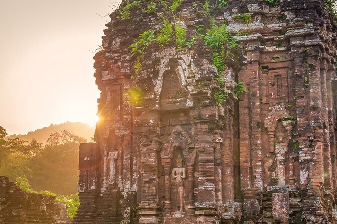 Amazing My Son Sunset Deluxe Small Group tour - The afternoon drive and pickup from Hoi An