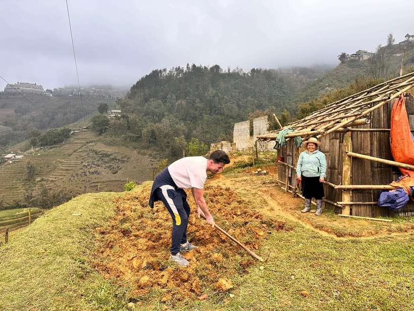 AUTHENIC 2D1N Trek & Bungalow Retreat with Dinh Hmong Family - The family homestay in Ta Van