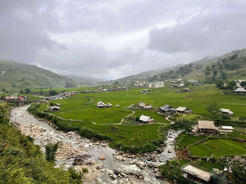 AUTHENIC 2D1N Trek & Bungalow Retreat with Dinh Hmong Family - Day one: from Sapa into Muong Hoa Valley