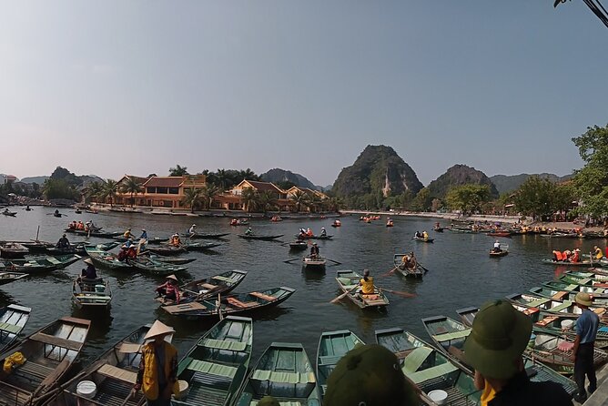 Bai Dinh, Trang An and Mua Cave Day Trip from Hanoi - Trang An by sampan: the day’s most memorable ride
