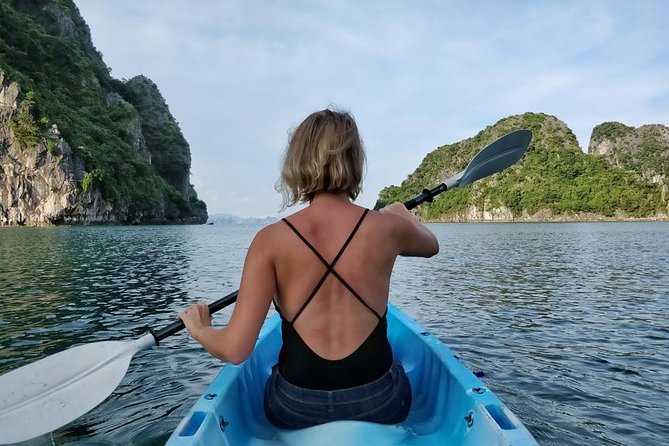 Bai Tu Long Bay Cruises Peaceful and Cozy Group Boat 2D1N - Lunch, Thien Canh Son Cave, and the afternoon on the water