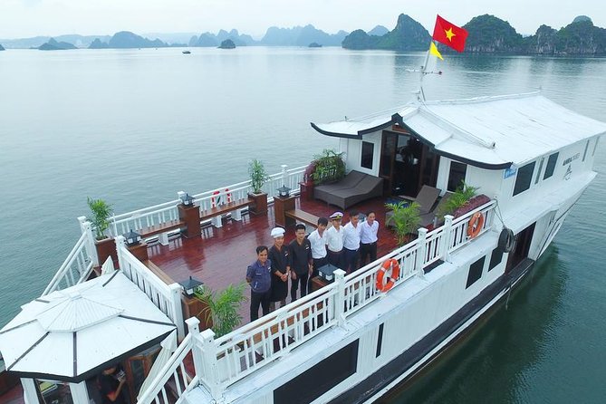 Bai Tu Long Bay Cruises Peaceful and Cozy Group Boat 2D1N - Who will enjoy this cruise most
