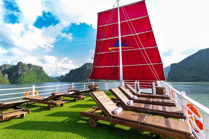 Bai Tu Long Luxury Day Cruise - Fishing Village, Kayak - Vung Vieng fishing village by kayak or bamboo boat