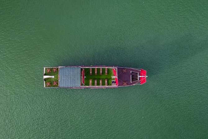 Bai Tu Long Luxury Day Cruise - Fishing Village, Kayak - A long afternoon on the Amazing Sails Explorer