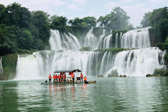 Ban Gioc Waterfall 1,2,3 days - Daily tour/Open tour/Private tour - Nguom Ngao Cave, the tour’s most adventurous stop