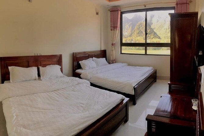 Ban Gioc Waterfall 2 Days 1 Night From Hanoi - Guides, language, and group size