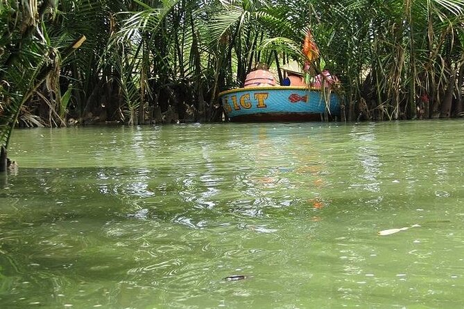 Basket Boat Tour from Da Nang/HoiAn by Lunch & Cafe Class Private - The main strengths and the honest drawbacks