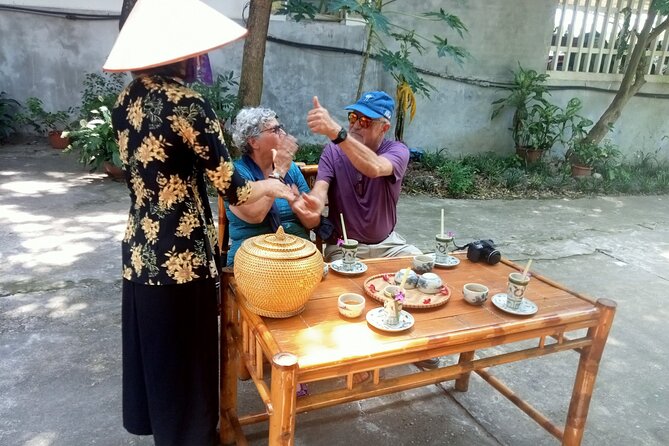Bavi Eco Tour: Immerse in Authentic Village Life Outside Hanoi - 8:00 pickup and the road to Xom Da Chong