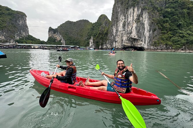 Best seller Halong bay 6 hours cruise - Lunch on the cruise, with views of the islets