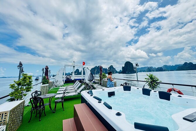 Best Value Ha Long bay 1 day - Lunch, kayak, swimming, transfer - The sunset party on the return sail
