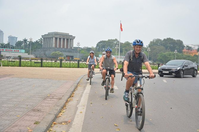 Bicycle Tours Hanoi: Half Day Hanoi City Bicycle Tours - Starting at the bicycle shop