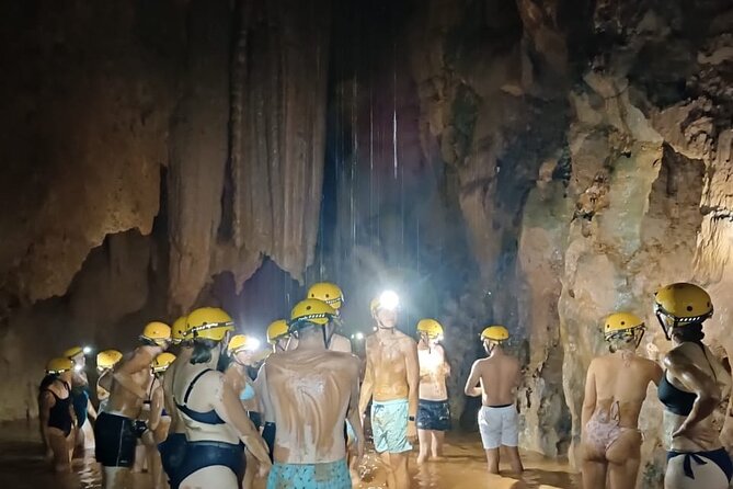 Botanic Garden - Paradise Cave - Zipline - Mudbath at Dark Cave - How the guides shape the day