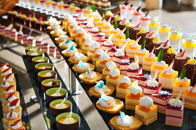Buffet on Paradise Delight Dining Cruise Halong Bay Tour - Is $38 good value for four hours?