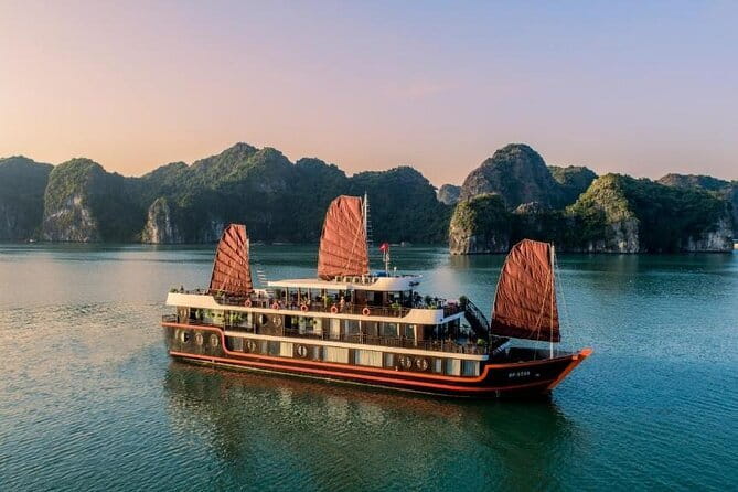 Bus Cat Ba island to Ha Noi - Airport connections cost extra
