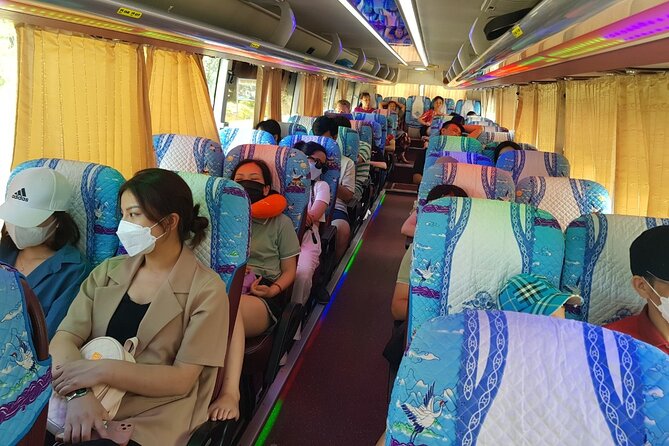 Bus Hanoi to Cat Ba Island with Cat Ba Express - The final ride into Cat Ba Town