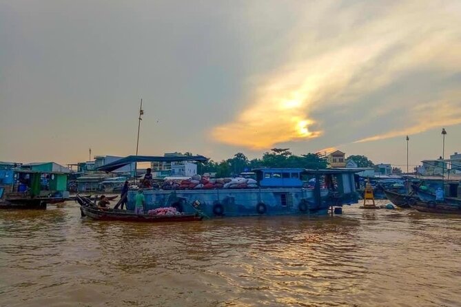 Cai Rang Floating Market Tour -Amazing Can Tho - Why Cai Rang works best at 6:00 am