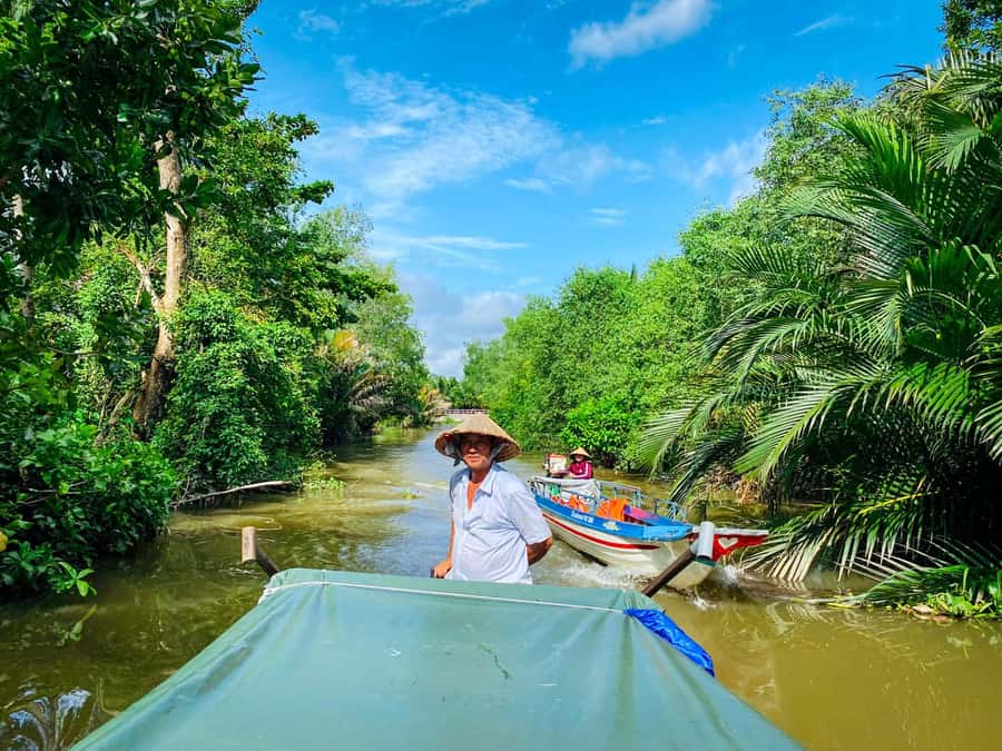 Can Tho: A Real Mekong Tour, Floating Market, Cacao & Life's - Quiet canals and a slower view of Can Tho